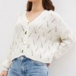 Кардиган с листьями