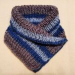 Вяжем пуховые тапочки спицами