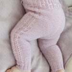 Штанишки спицами от 3-х месяцев до года