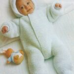 Элегантный мужской пуловер с капюшоном