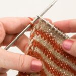 Вязаные спицами пинетки Tom